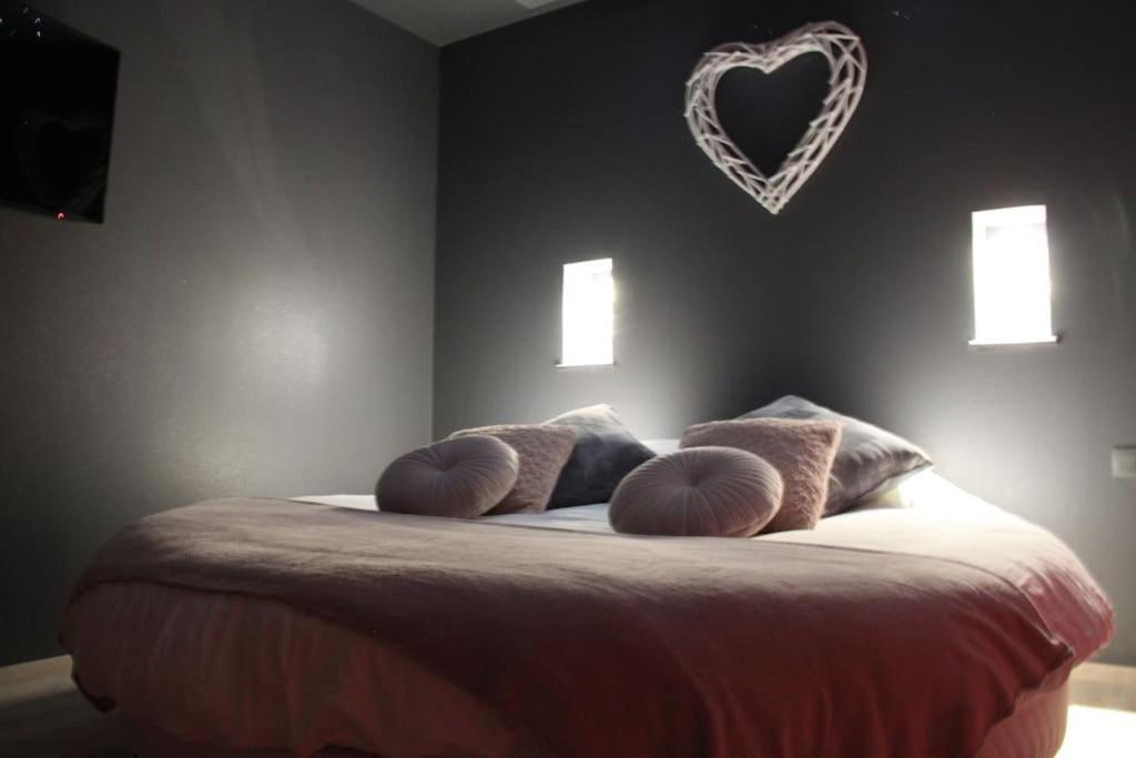 L'Ecrin Duplex Balneo & Sauna ทรัวส์ ภายนอก รูปภาพ