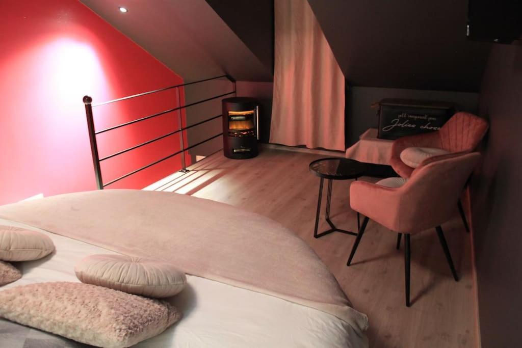 L'Ecrin Duplex Balneo & Sauna ทรัวส์ ภายนอก รูปภาพ