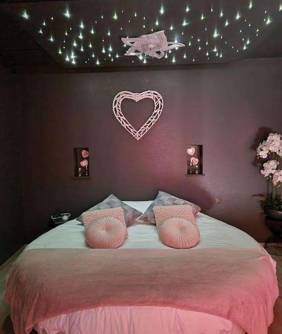 L'Ecrin Duplex Balneo & Sauna ทรัวส์ ภายนอก รูปภาพ